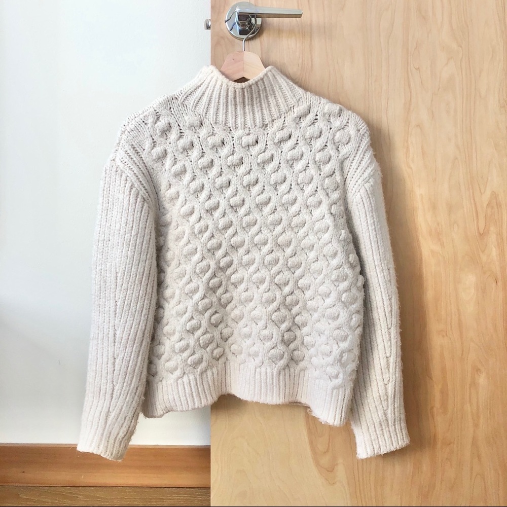 Zara knit white sweater